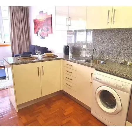 Apartment Spacious Flat In The Center