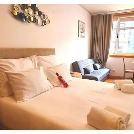 Apartment Spacious Flat In The Center